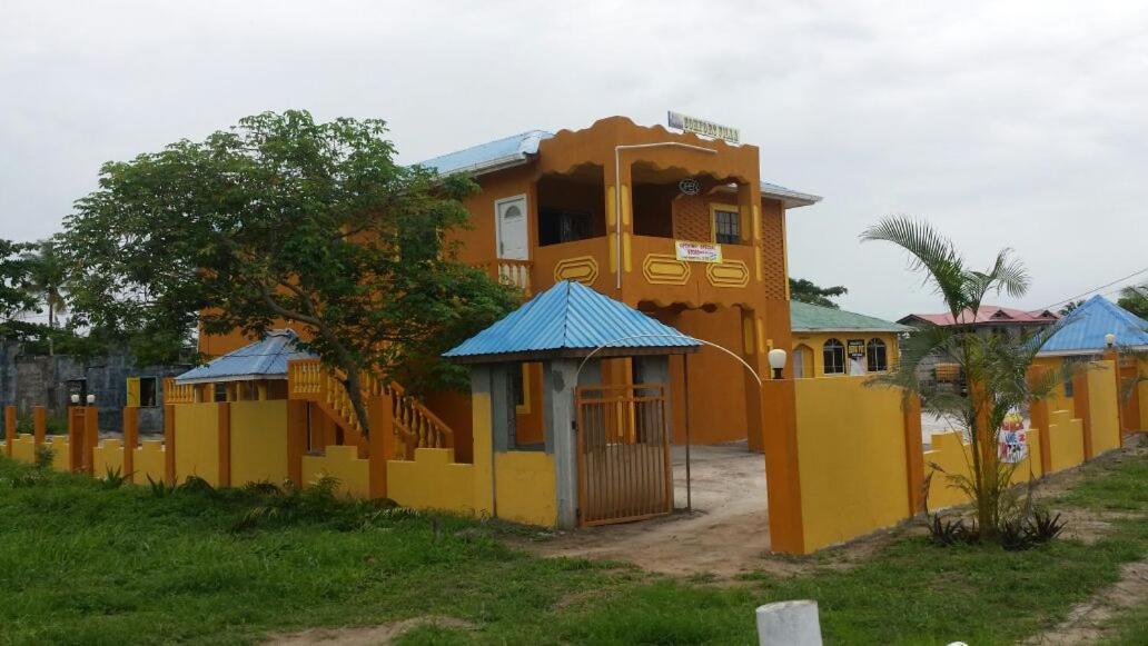 Ms. Holder'S Comfort Villa Georgetown Esterno foto