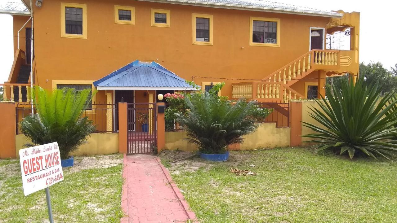 Ms. Holder'S Comfort Villa Georgetown Esterno foto